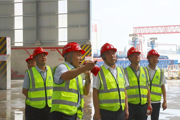 川交公司黨委書記、董事長杜江林赴成德鐵路S11線自動上料拌合站及成德線土建5工區(qū)項目指導工作